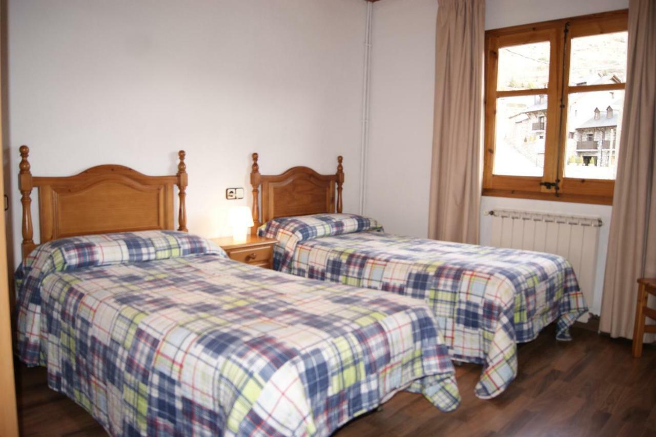 Apartaments Pont Romanic Espot Exterior foto